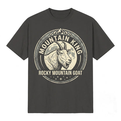 Retro Mountain Goat Moon Wildlife Graphic Vintage Animal Lovers Oversized Unisex TShirt