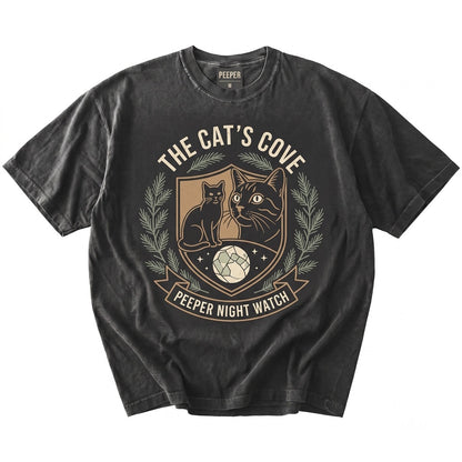 Tabby Cat Howling at Full Moon Vintage 90s Retro Graphic Mom Gift Unisex TShirt