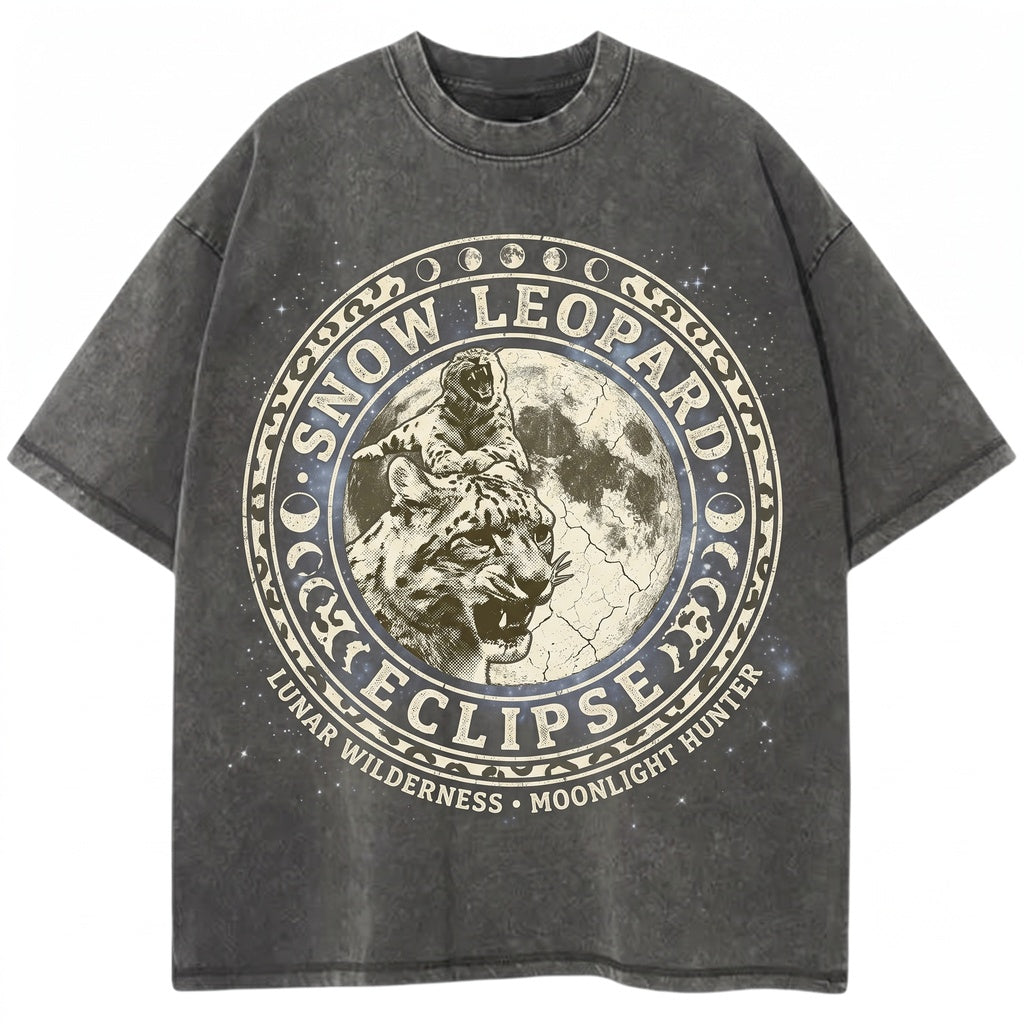 Vintage Snow Leopard Moon Retro Graphic Big Cat Lovers Funny Oversized Unisex TShirt