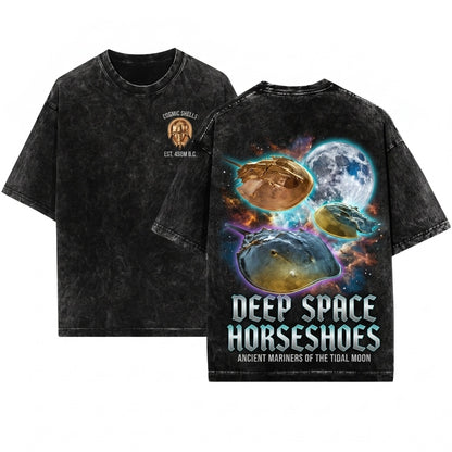 Vintage Three Horseshoe Crab Moon Limulus Cosmic Galaxy Marine Biology Ocean Lover Graphic Gift Unisex Wash T-Shirt