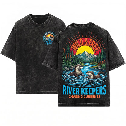Vintage Rustic River Otter Wildlife Graphic Animal Art Country Unisex Wash T-Shirt
