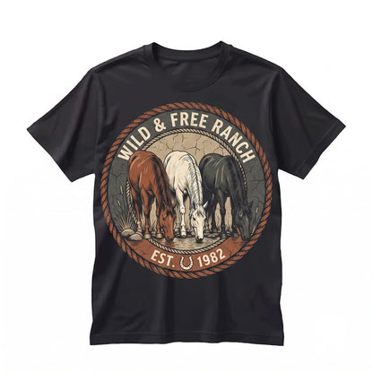 Vintage Wild Horse Graphic Rancher Nature Rustic Cowboy Apparel Apparel Equestrian Gift Unisex TShirt