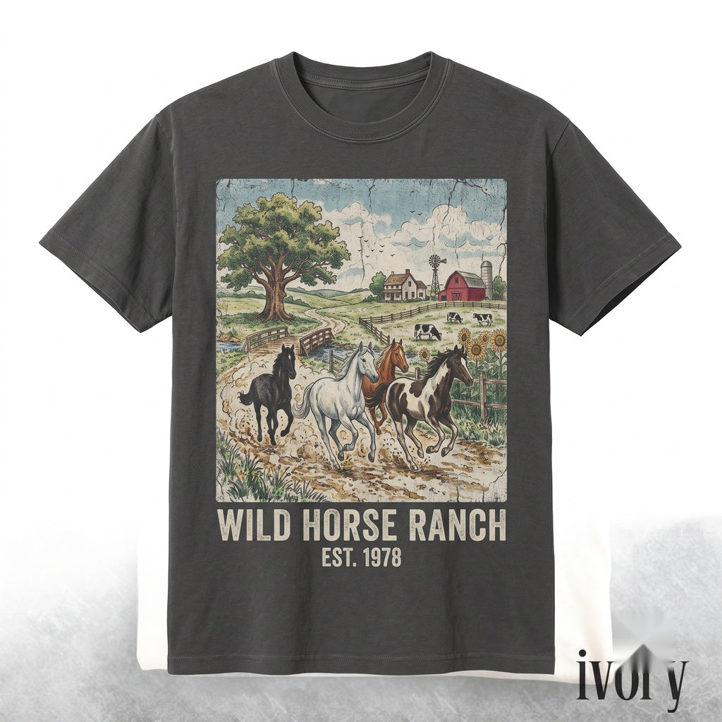 Vintage Running Horses Graphic Farm Countryside Animal Rustic Western Nature Style Equestrian Gift Unisex TShirt