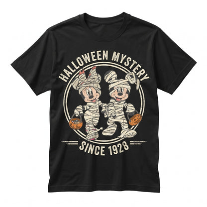 Spooky Mummy Couple Halloween Party Graphic Unisex TShirt