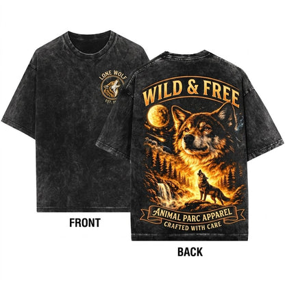 Vintage 90s Wolf Howling Moon Grunge Retro Faded Graphic Nature Galaxy Y2K Streetwear 2000s Unisex Wash T-Shirt