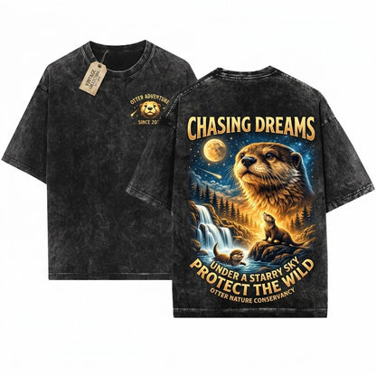 Otter Howling To The Moon Vintage 90s Retro Animal Graphic Gift Full Silly Apparel Unisex Wash T-Shirt