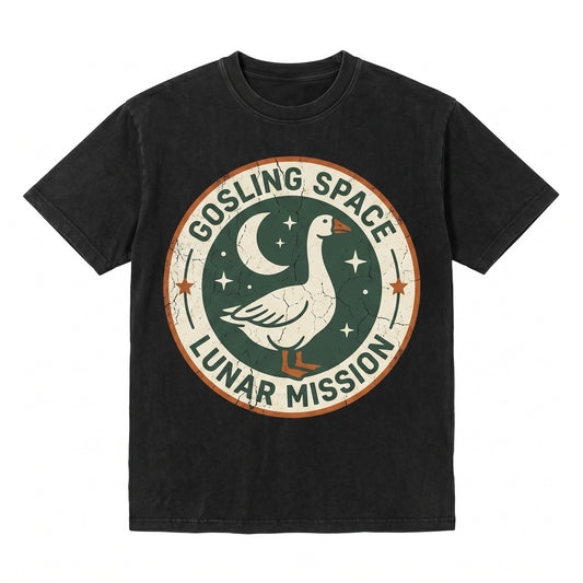 Vintage Goose 90s Graphic Retro 2000s Nature Moon Lovers Nostalgia Oversize Party Gift Unisex TShirt