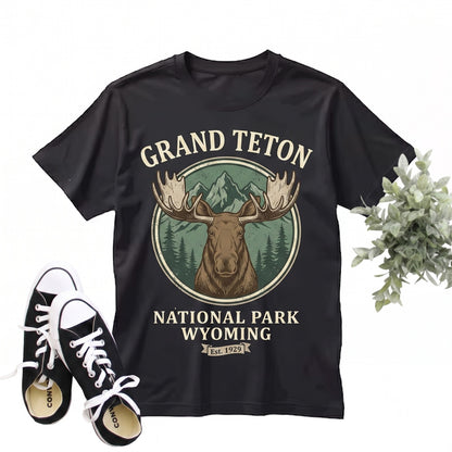 Vintage Retro Grand Teton Wyoming National Park Moose Hiking Vacation Outdoor Birthday Gift Unisex TShirt