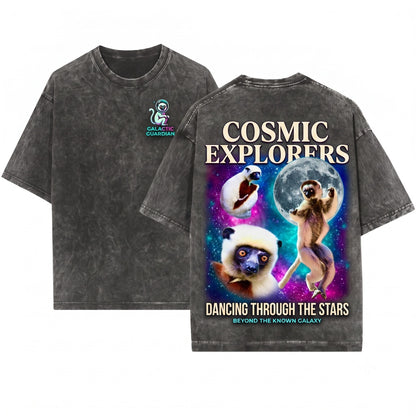 Sifaka Lemur Vintage Primate Moon Retro Graphic Wildlife Animal Lover Gift Unisex Wash T-Shirt
