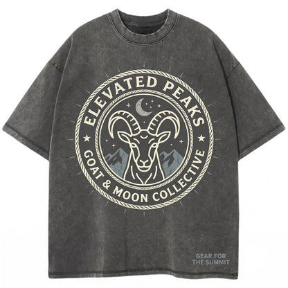Retro Mountain Goat Moon Wildlife Graphic Vintage Animal Lovers Oversized Unisex TShirt