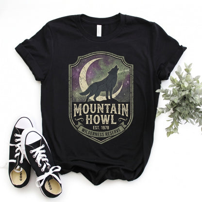 Howling Wolf Galaxy Sky Wolves Pack Stars Art Retro Hipster Animal Lover Vintage Graphic Apparel Unisex TShirt