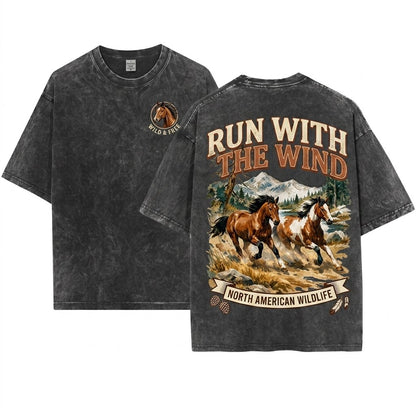 Wild Horses Vintage Graphic Pullover Woodland Animal Gift Unisex Wash T-Shirt