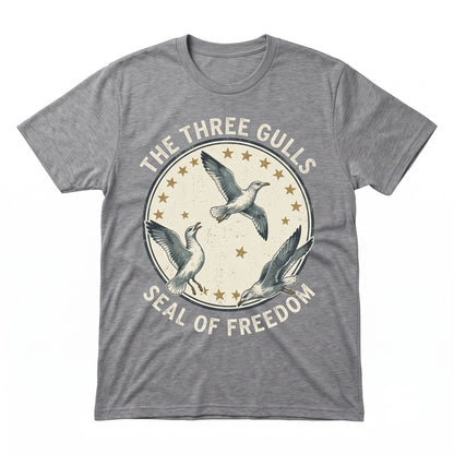 Vintage Seagull Coastal Bird Graphic Top Retro Cute Seaside Aesthetic Beach Lover Gift Artistic Y2K Unisex TShirt