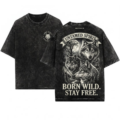 Wolf Vintage 90s Graphic Style Grunge Retro Faded Wild Nature Howling Moon Y2k Gothic 2000s Gift Unisex Wash T-Shirt