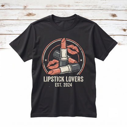 Retro Kissing Red Lips Graphic Top, Vintage Valentines Day Romantic Apparel Unisex TShirt