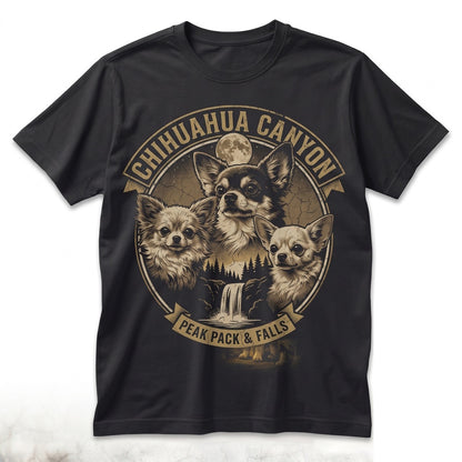 Vintage 90s Retro Chihuahua Howling at Full Moon Graphic Silly Dog Mom Gift Unisex TShirt
