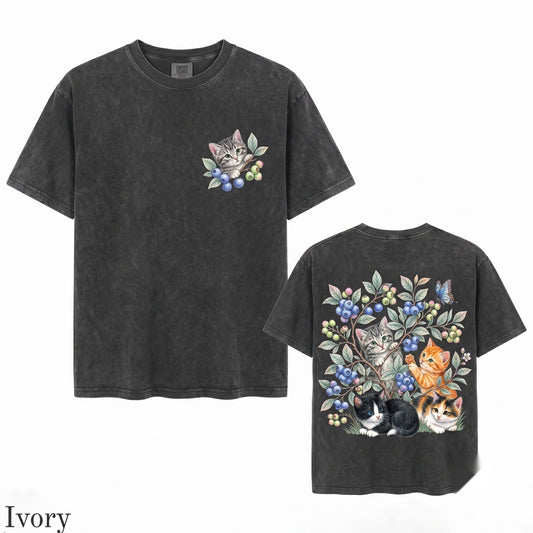 Vintage Kittens Blueberry 90s Graphic Retro Cottagecore Butterfly Unisex Wash T-Shirt