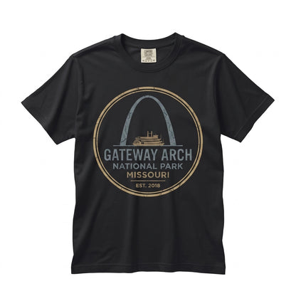 Vintage Gateway Arch St Louis Missouri Retro Travel Souvenir Nature Gift Unisex TShirt