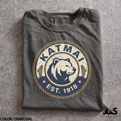 Katmai Alaska Retro Grizzly Bear Vintage Wilderness Nature Lover Graphic Unisex TShirt