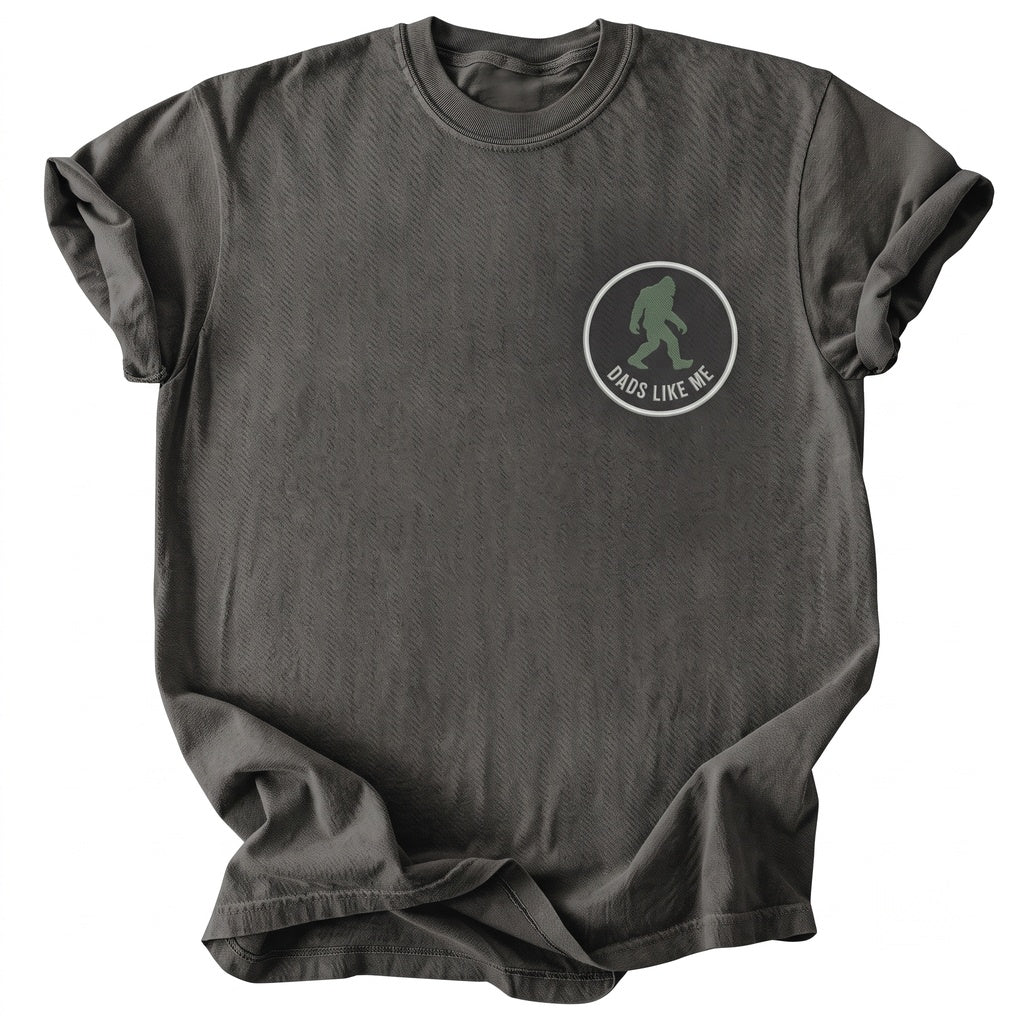 Funny Bigfoot Sasquatch A Dad Like Me Is Hard To Find Fathers Day Graphic Novelty Unisex TShirt