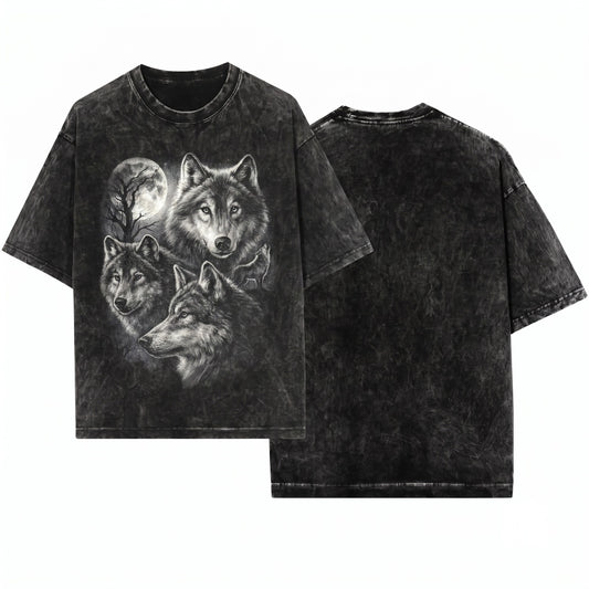 Wolf Vintage 90s Grunge Retro Faded Wild Nature Howling Moon Y2k Gothic 2000s Gift Unisex Wash T-Shirt