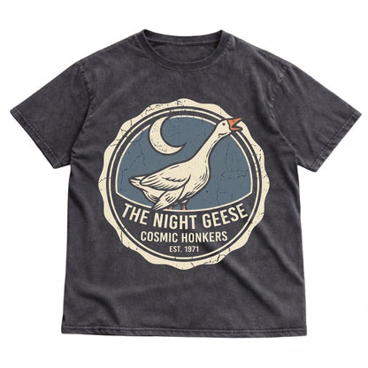 Vintage Goose 90s Graphic Retro 2000s Nature Moon Lovers Nostalgia Oversize Party Gift Unisex TShirt