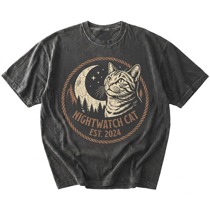 Tabby Cat Howling at Full Moon Vintage 90s Retro Graphic Mom Gift Unisex TShirt