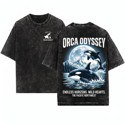 Old School Orca Graphic Moonlit Ocean Animal Retro Coastal Nature Style Marine Gift Unisex Wash T-Shirt