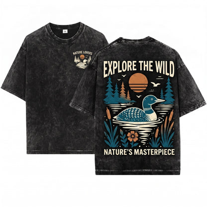 Vintage Old School Loon Lake Wildlife Nature Bird Rustic Outdoor Graphic Style Gift Unisex Wash T-Shirt