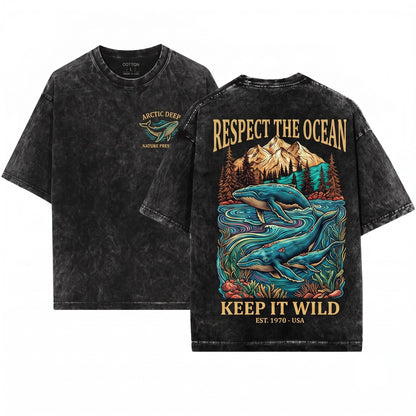Vintage Whale Ocean Fantasy Graphic Retro Nature Wildlife Aesthetic Gift Unisex Wash T-Shirt