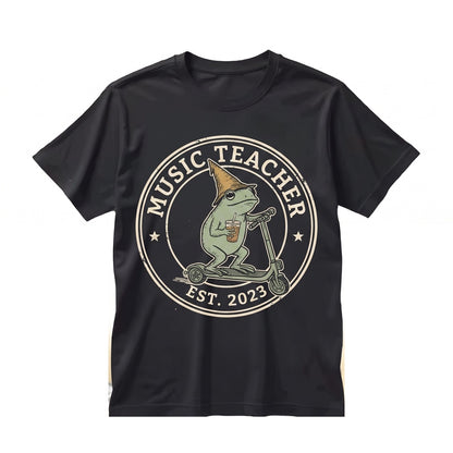 Funny Frog Drinking Iced Coffee Playing Piano Music Band Chorus Teacher Back To School Cute Graphic Unisex TShirt