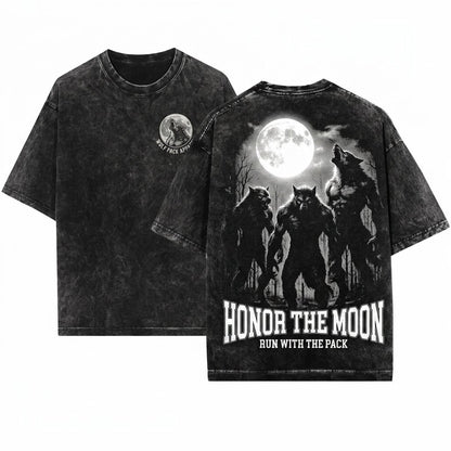 Werewolf Full Moon Howling Gothic Horror Halloween Creature Mythical Beast Dark Forest Art Unisex Wash T-Shirt