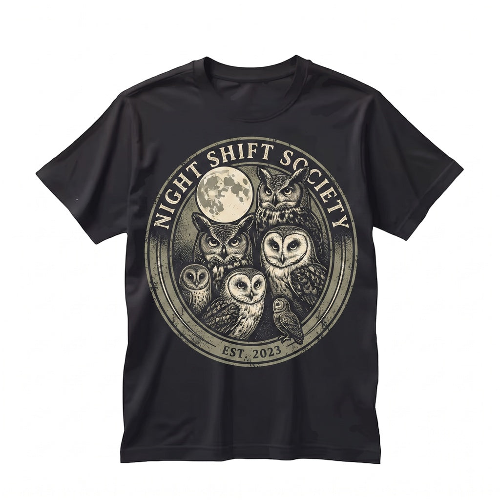 Graphic Vintage Moon Nocturnal Wildlife Great Horned Barn Owl Forest Animal Nature Art Gift Unisex TShirt