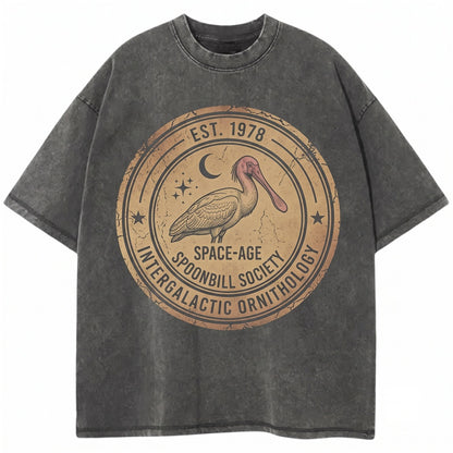 Vintage Three Roseate Spoonbill Moon Pink Bird Galaxy Retro Cosmic Graphic Birder Gift Space Animal Streetwear Unisex TShirt