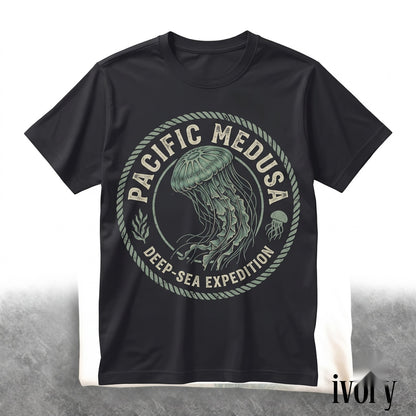 Vintage Jellyfish Ocean Graphic Marine Life Underwater Aesthetic Retro Sea Creature Aquarium Art Gift Unisex TShirt