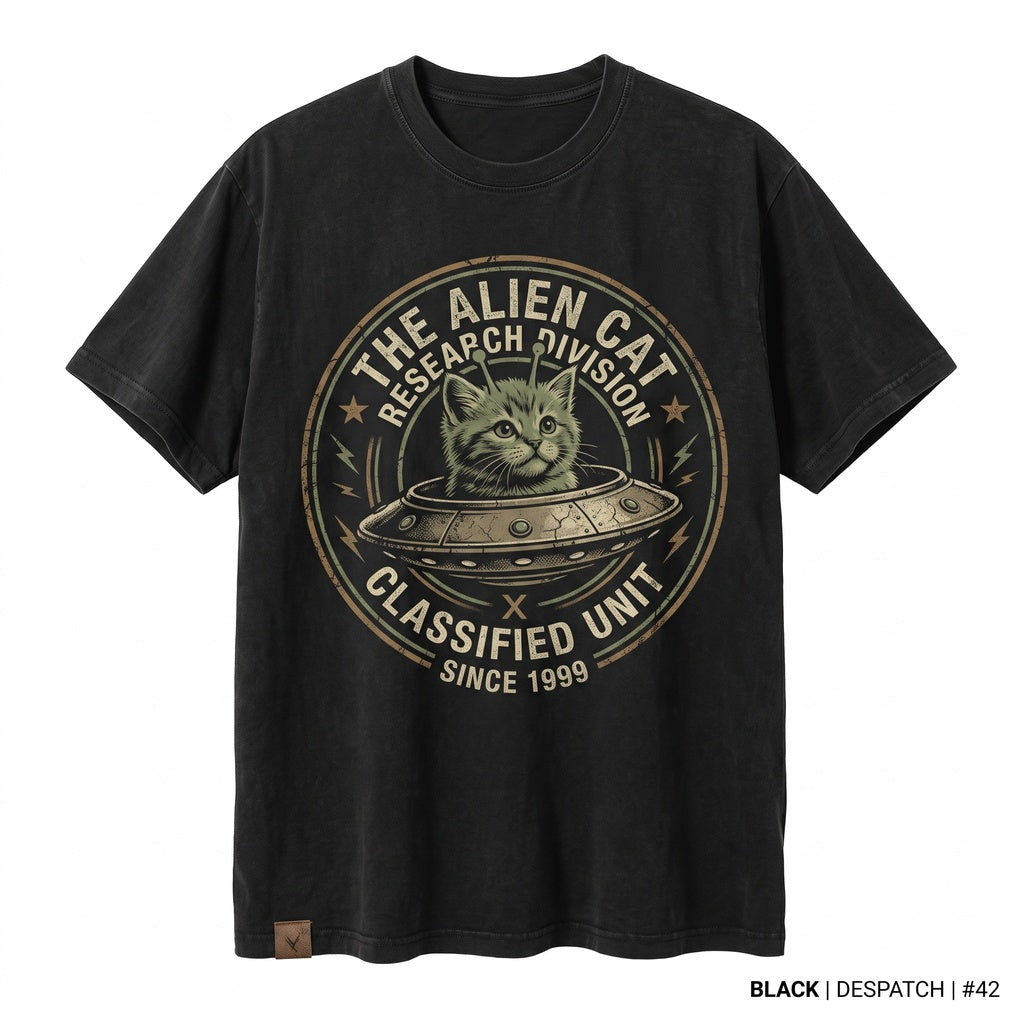 Alien Cat UFO Graphic Glorp Meme Y2K Space Funny Pet Lover Gift Unisex TShirt