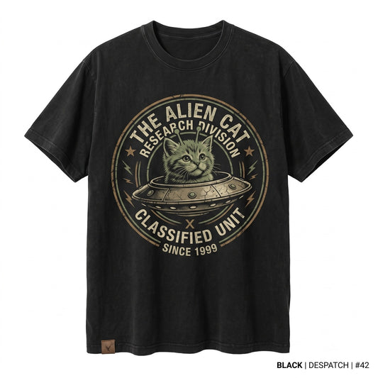 Alien Cat UFO Graphic Glorp Meme Y2K Space Funny Pet Lover Gift Unisex TShirt