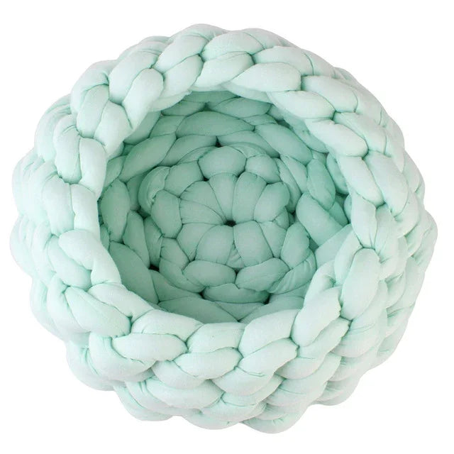 Braided Dog Bed Warming Dog House Soft Pet Nest Kennel Dog Baskets Indoor Sleeping Bag Cat Cage Puppy Cave Bed Sofa Plus Size