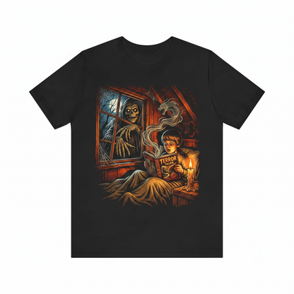 Vintage Horror Comic Book Graphic Tee Retro Spooky 1980s Scary Movie Pulp Art Gothic Skeleton Apparel Unisex T-shirt