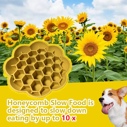Custom  New Arrival Dog Bowl Slow Feeder Flower Pet Licking Bowl Slow Feeding Silicone Dog Lick Bowl